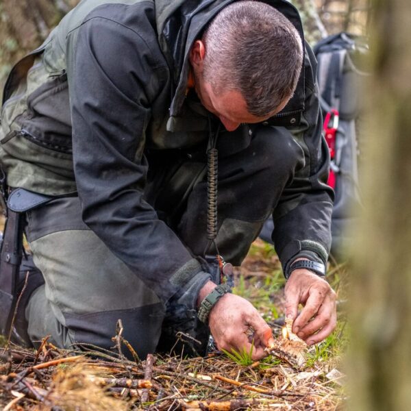 Feuer ohne Feuerzeug Wege zur Kunst des Feuermachens