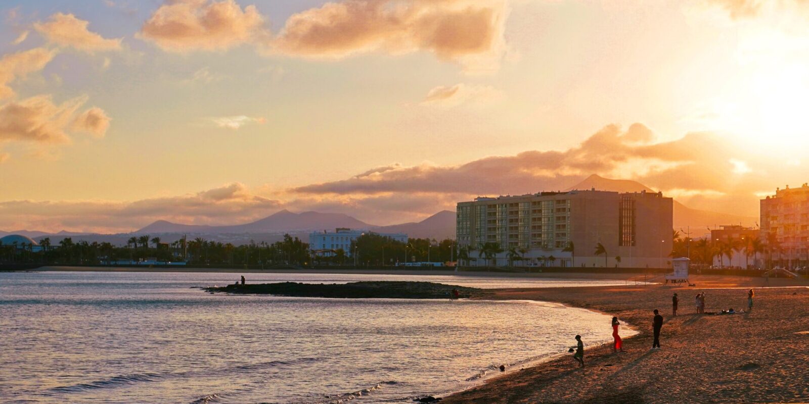 Warum gibt es keine Direktflüge nach Lanzarote Tipps für die Reiseplanung