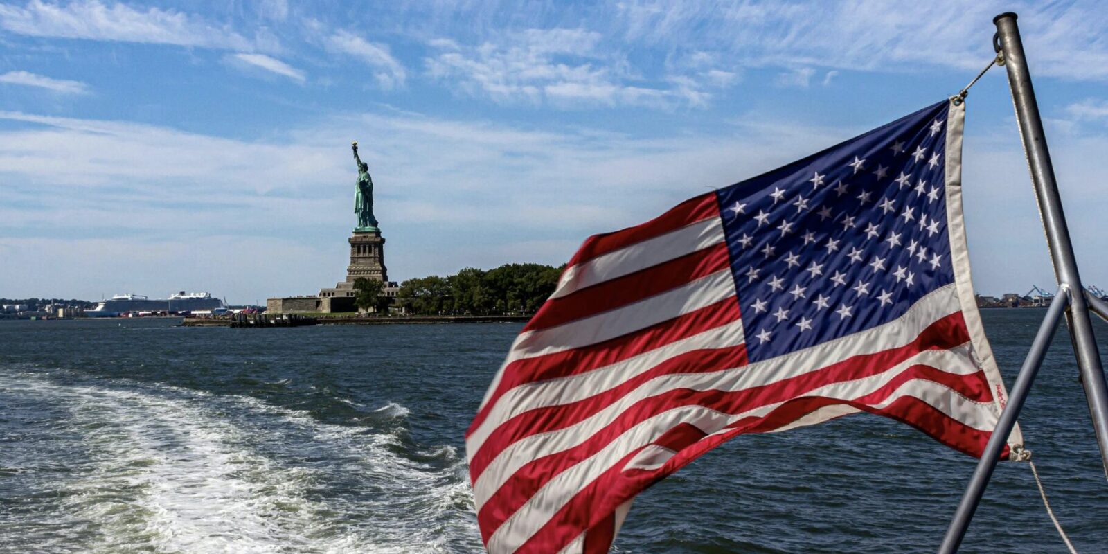 Größter Bundesstaat der USA und Einwohner